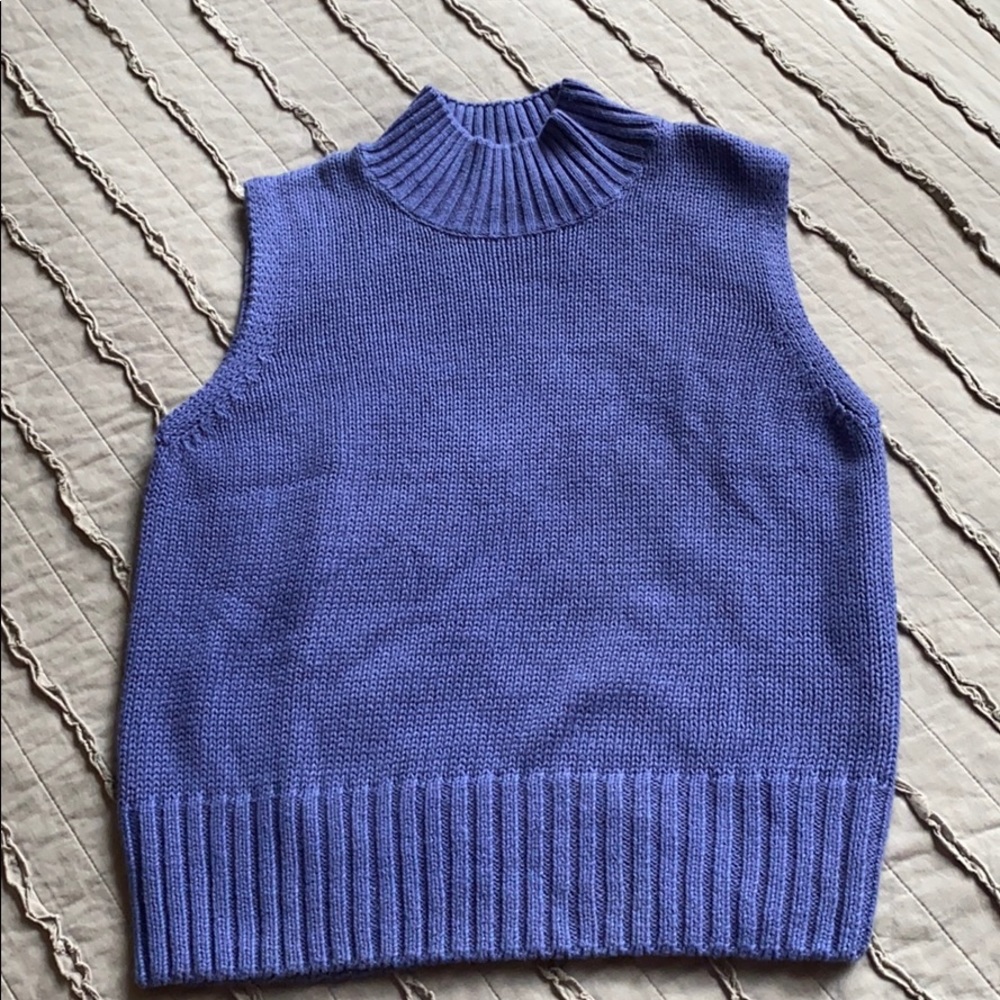 VINTAGE mock neck blue sleeveless sweater